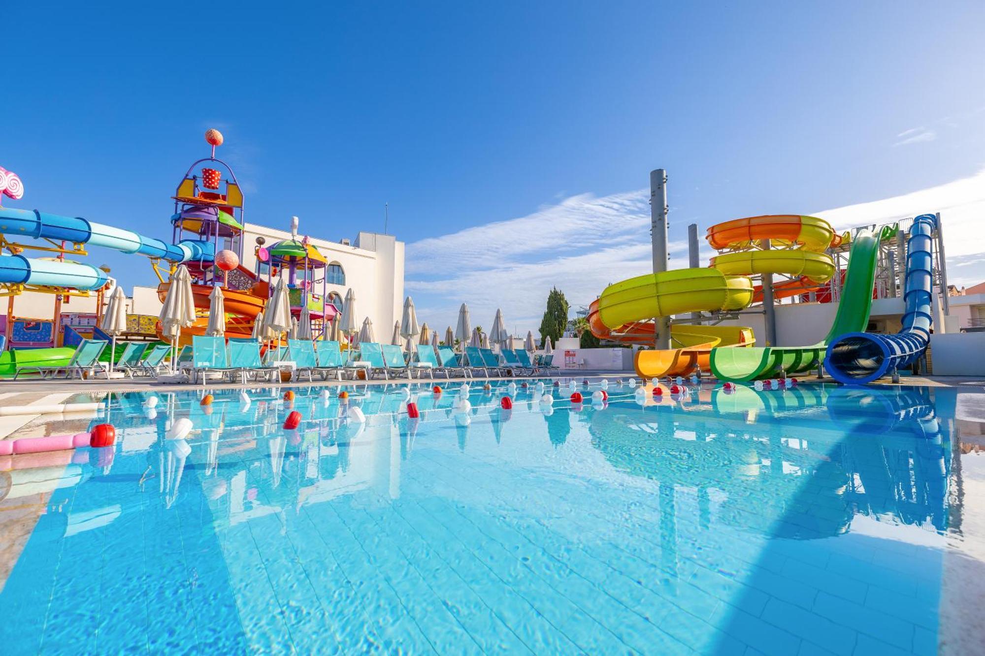 Infinity By Yelken Aquapark&Resorts Kusadası Esterno foto